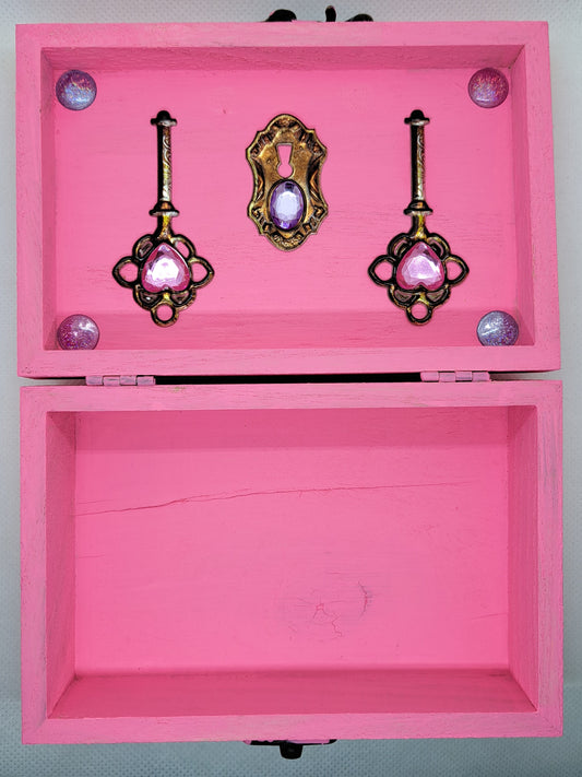 Flower blossom keepsake box