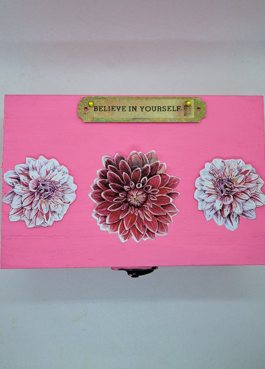 Flower blossom keepsake box